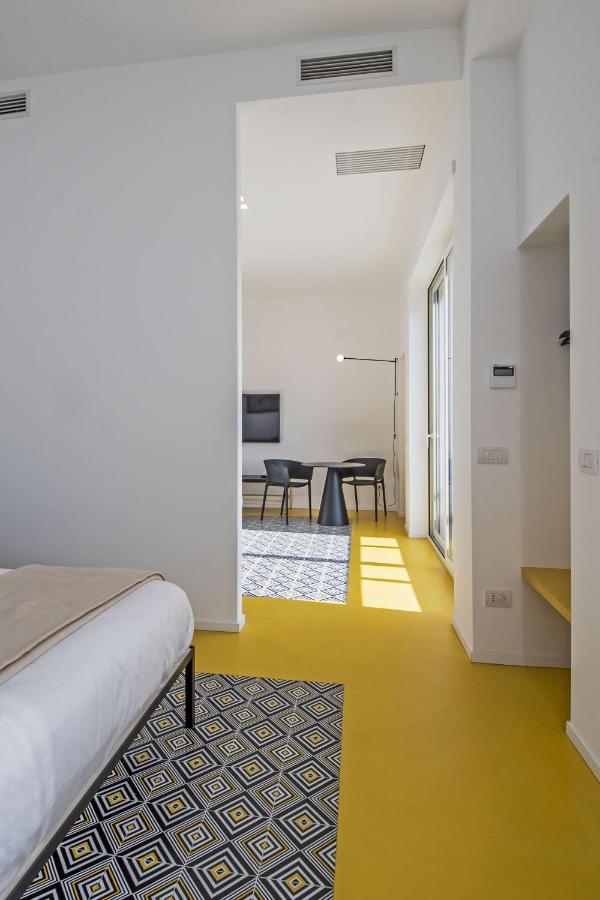 Toraldo Suites - Dimore Partenopee Napoli Dış mekan fotoğraf